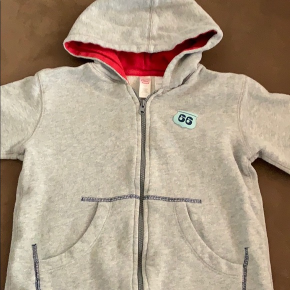 Disney cars size 4T sweater - Picture 2 of 4